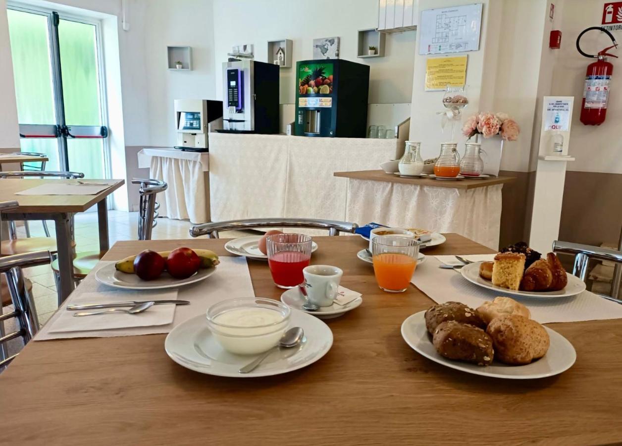 Hotel Vianello Lido di Jesolo Luaran gambar