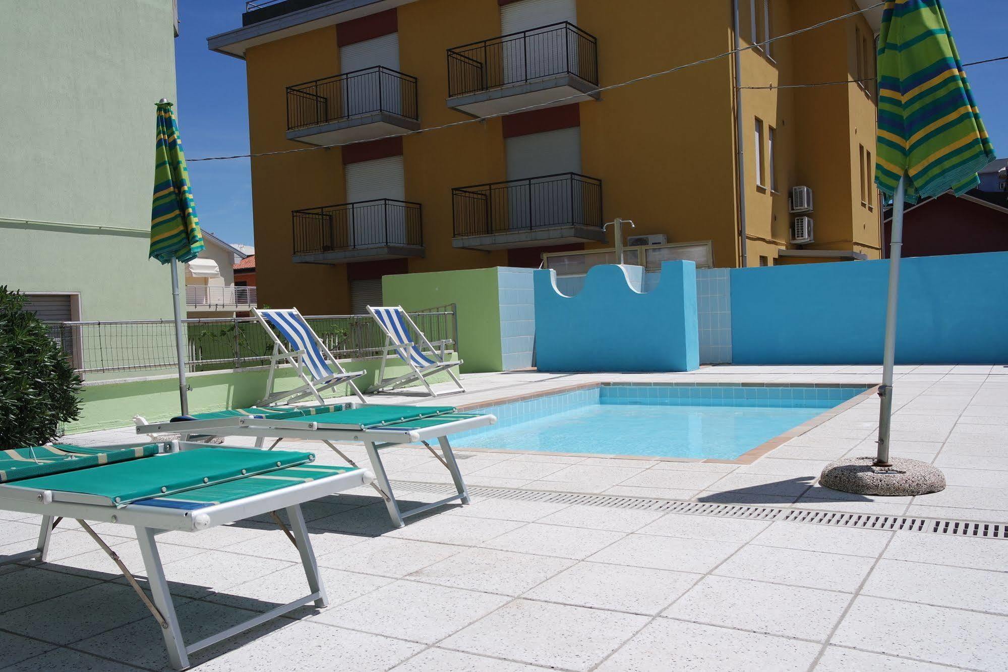 Hotel Vianello Lido di Jesolo Luaran gambar