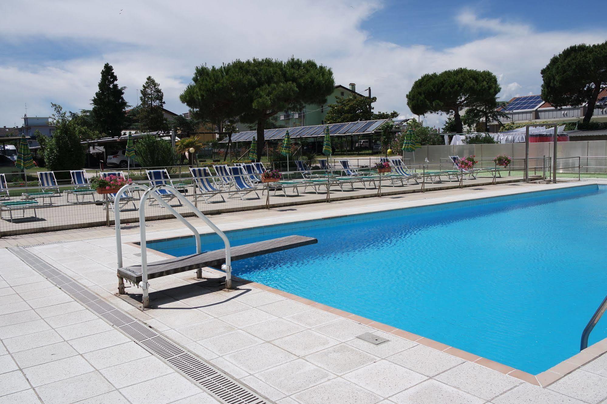 Hotel Vianello Lido di Jesolo Luaran gambar